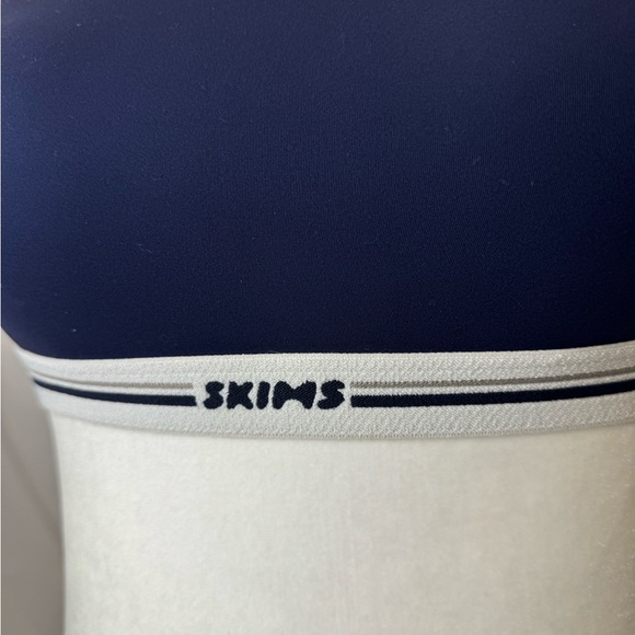 SKIMS Navy Logo Band Bralette - Picture 7 of 11